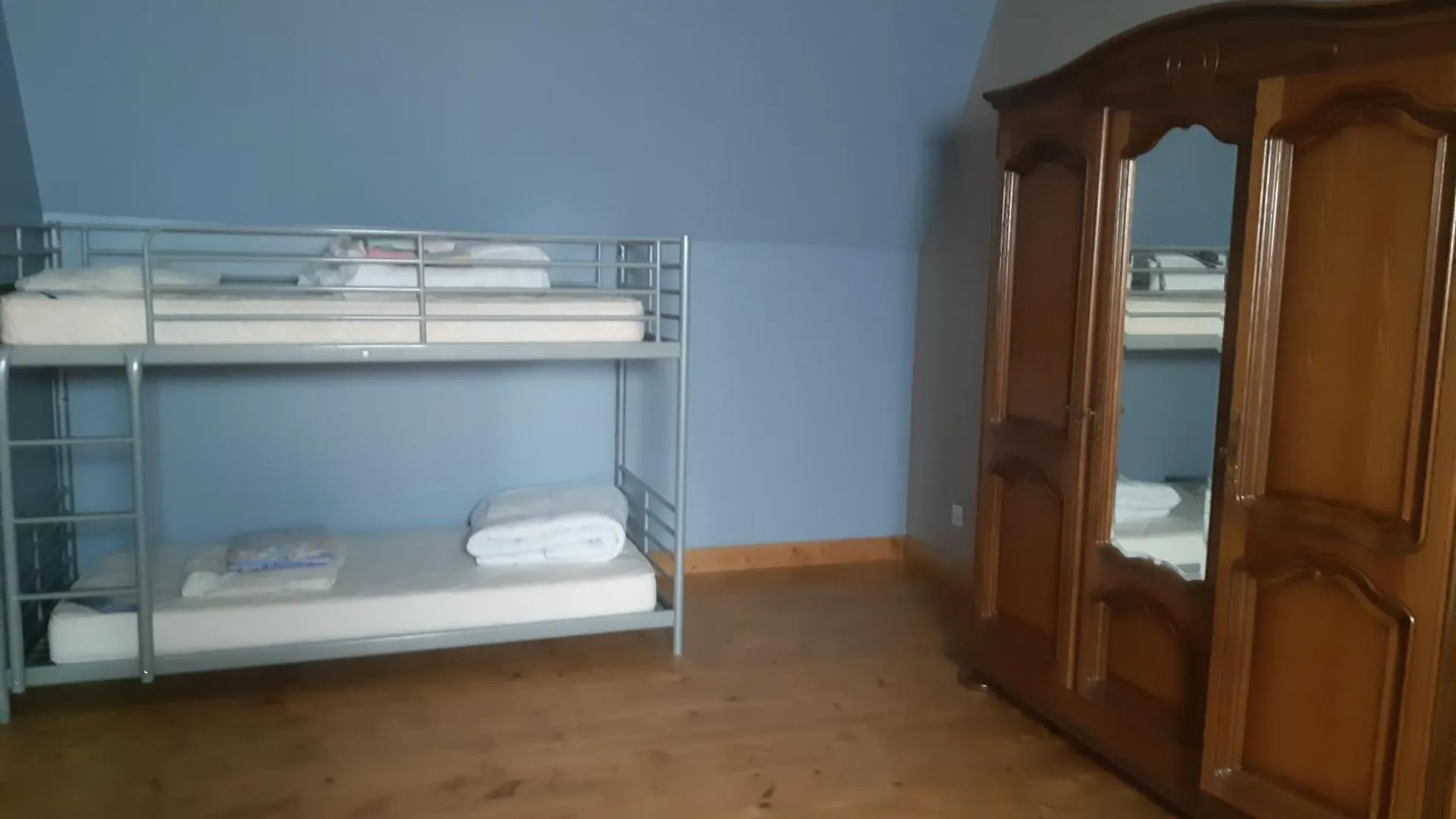 Gite A La Campagne Condat  Holiday home Condat (Cantal)